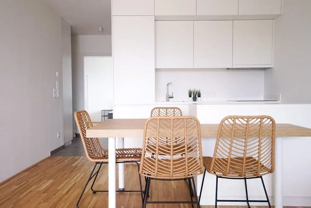 Oberlaa New Apartment - 15 Min To City Vienna